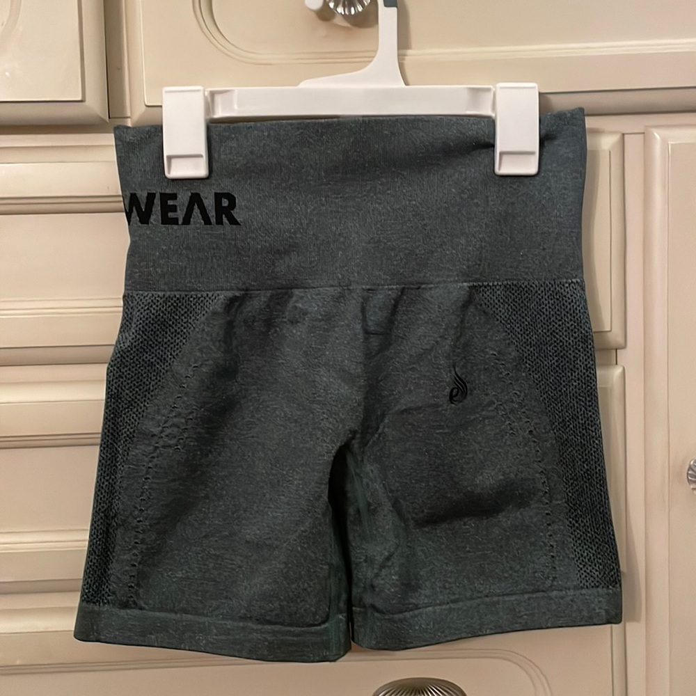 Ryderwear green bike shorts size small